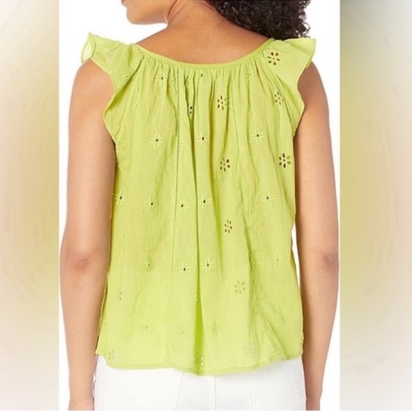 NWT! Velvet by Graham & Spencer Women's Green Floral Eyelet Coco Tank-Top Large - Picture 2 of 3
